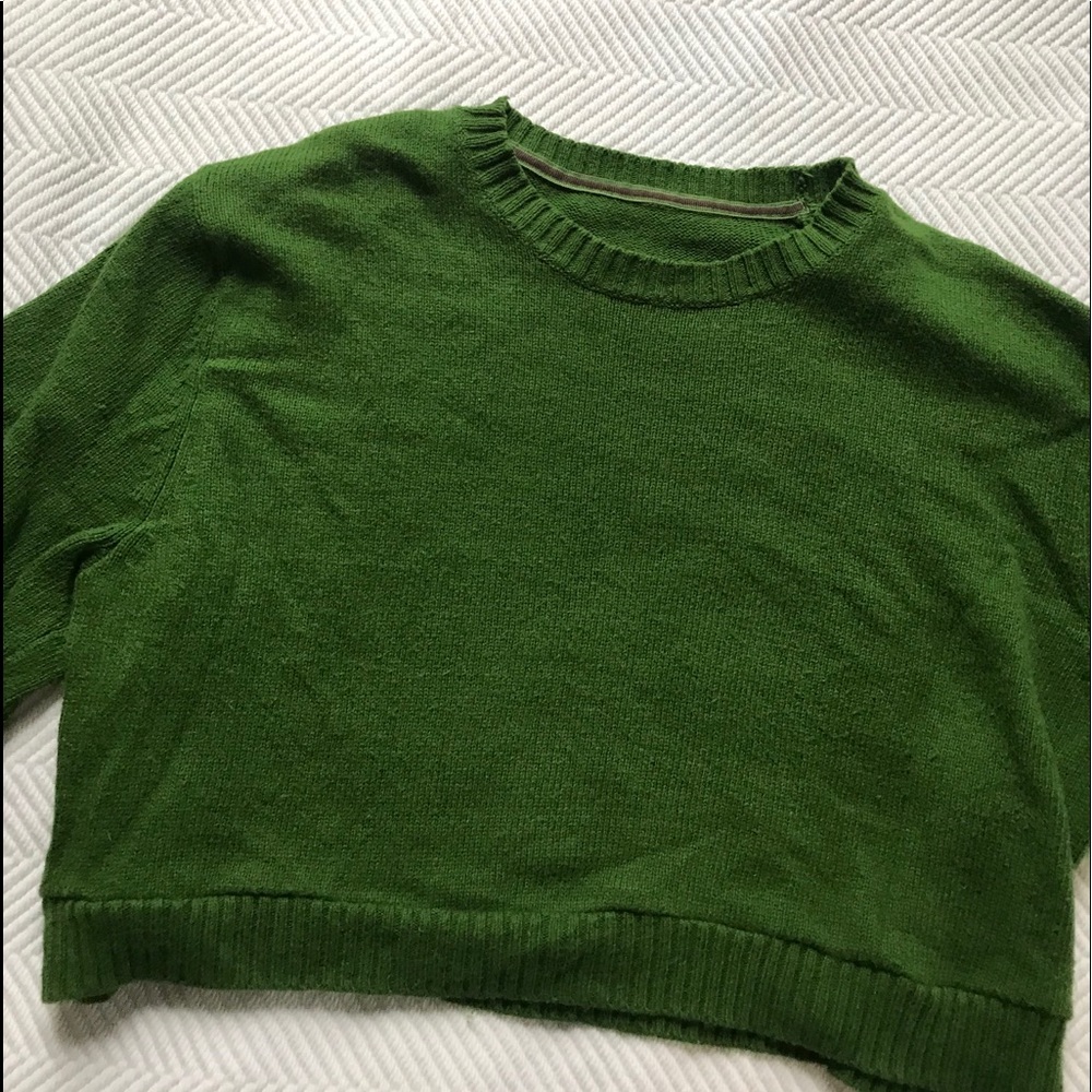 urban outfitters cropped sweater